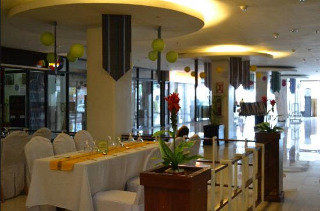 El Bajada Hotel Davao Экстерьер фото